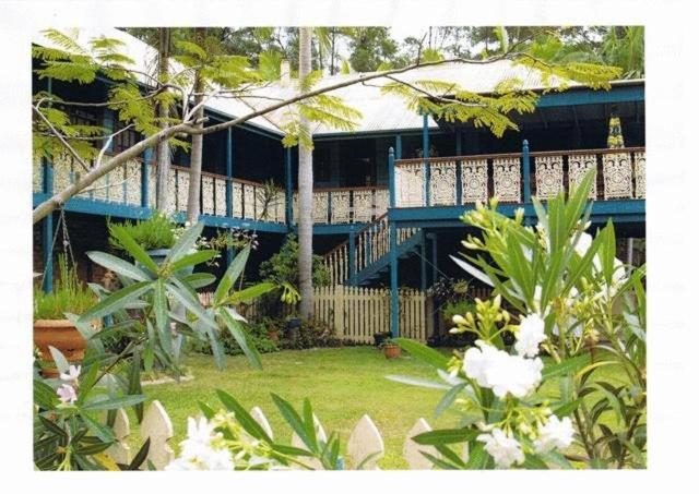里维埃拉住宿加早餐酒店 黄金海岸 外观 照片